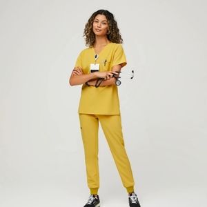 FIGS Gold XL Scrub Set